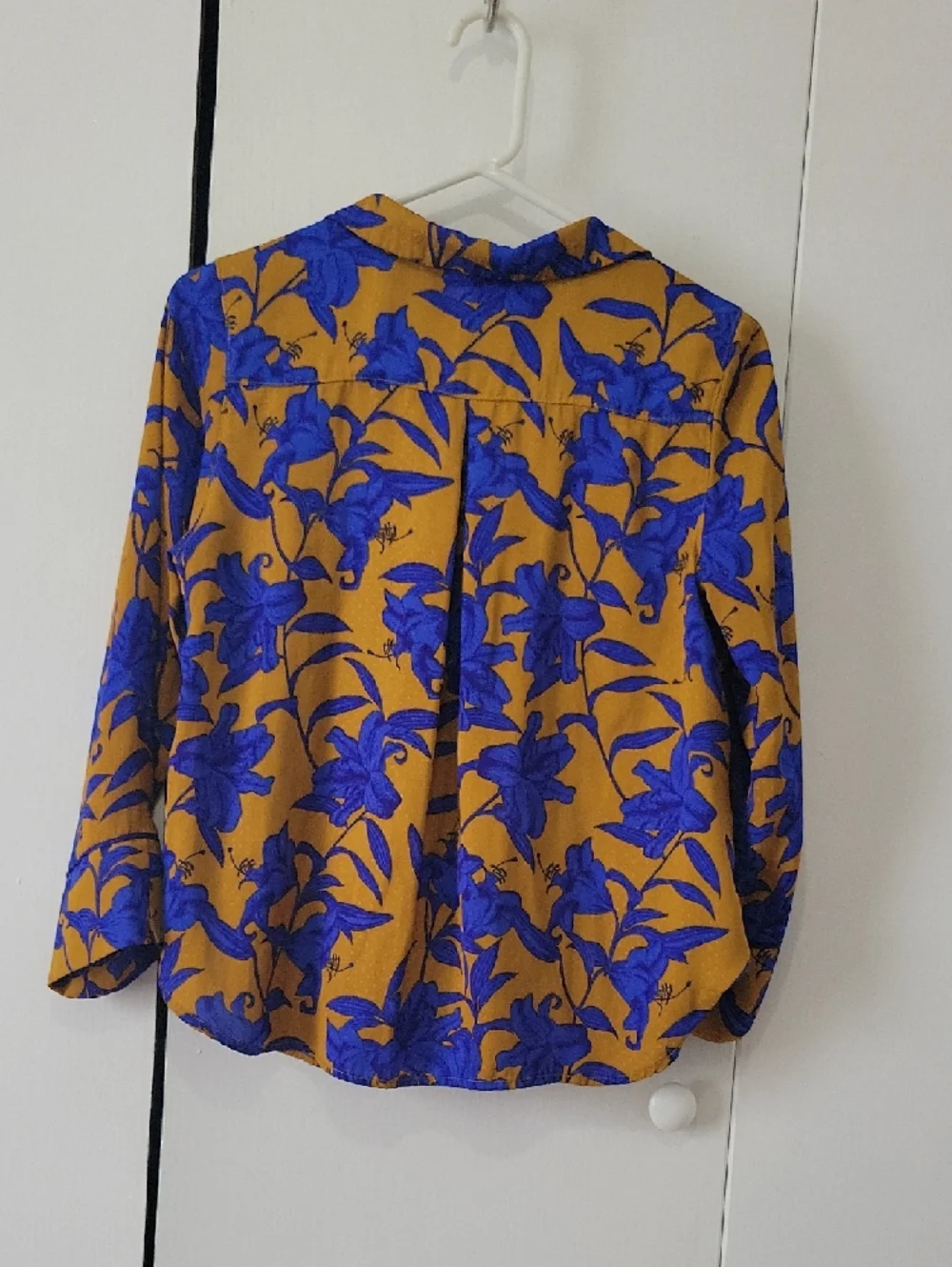 H&M Mustard Yellow Button-Down Blouse with Cobalt Blue Floral Print - Picture 2 of 4